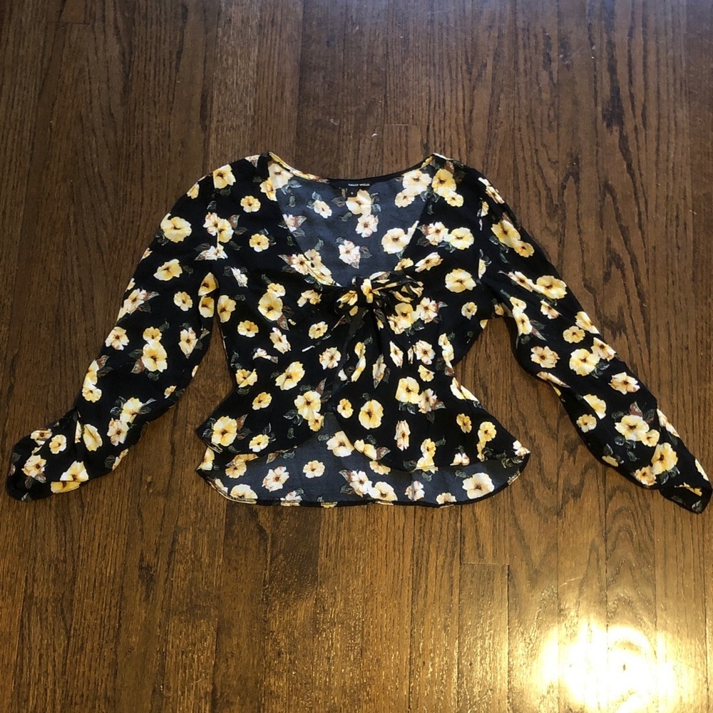 Tally Weijl Floral Flowy Tie-Bust Ruffle Crop Top